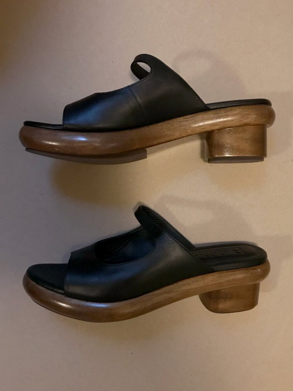 Beklina Low Sedia Sandal Black Women's Size 10 - Picture 5 of 7